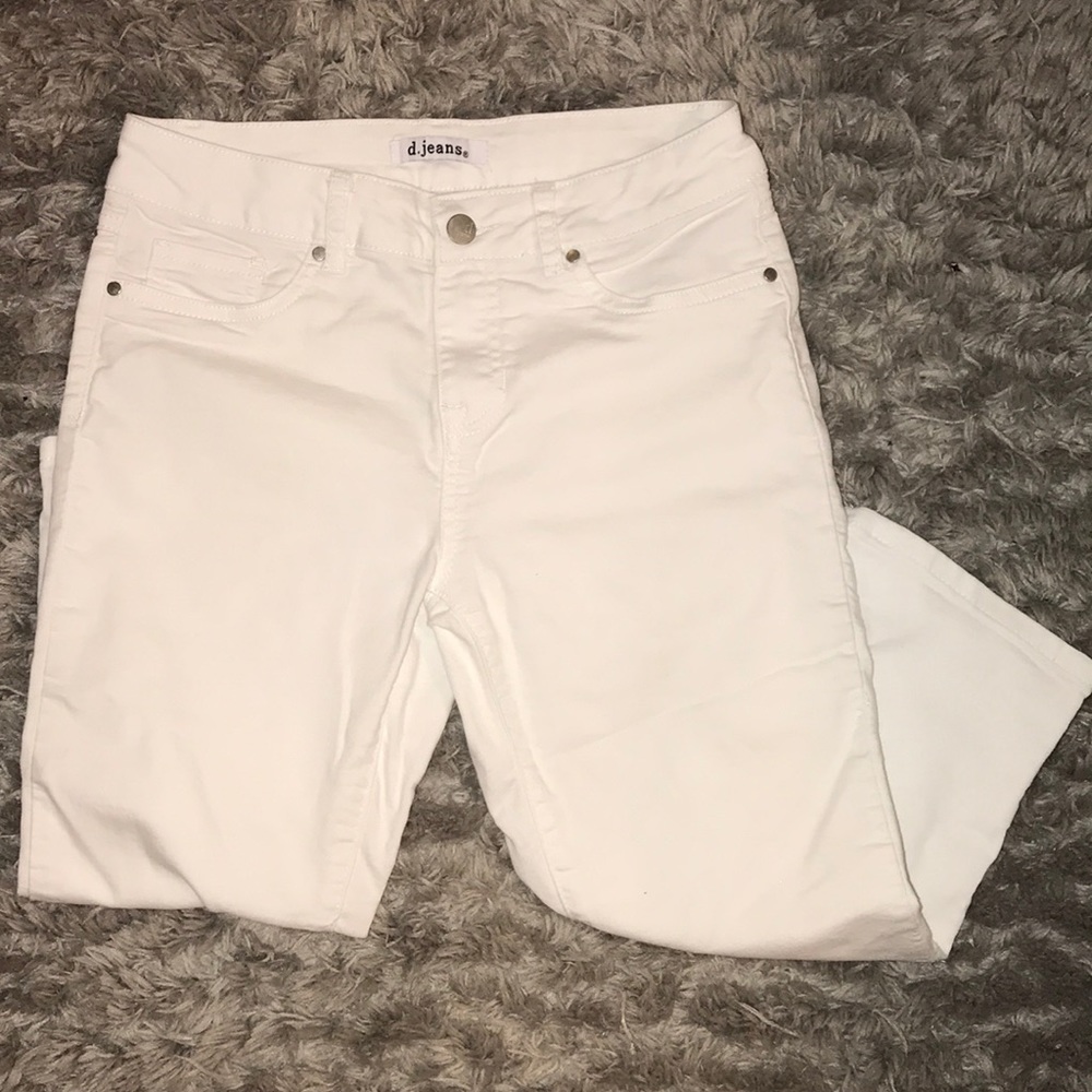 White Capri Jeans